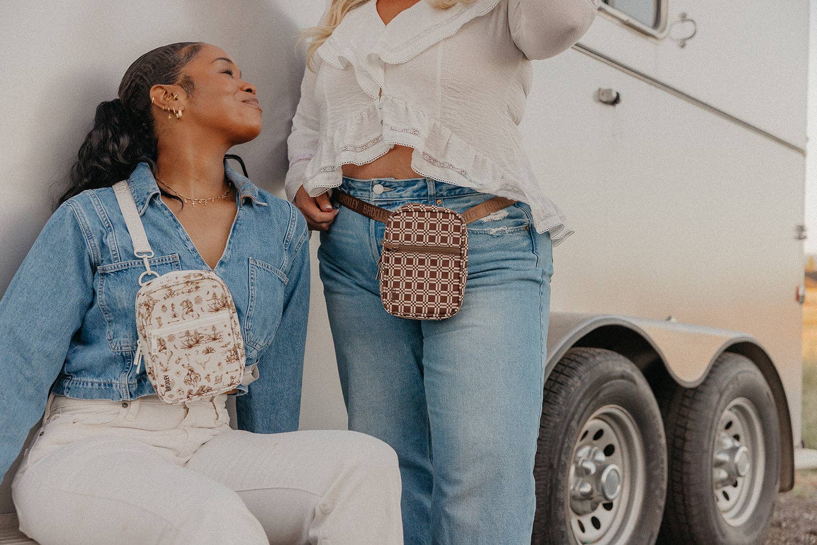 Brixley Bags - Outlaw Crossbody Sling