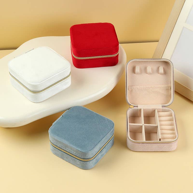 VELVET JEWELRY TRAVEL BOX | 40P642