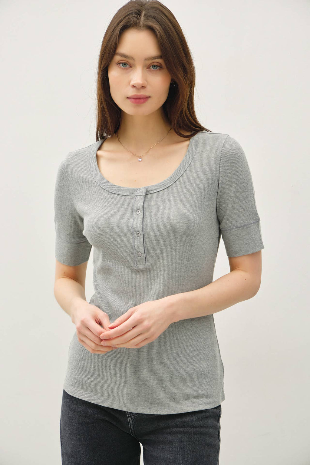 Be Cool - CLASSIC RIBBED COTTON SHORT SLEEVE HENLEY NECK TOP