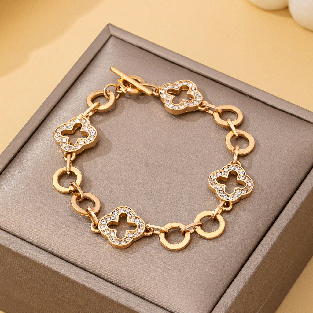 Clover Link Bracelet