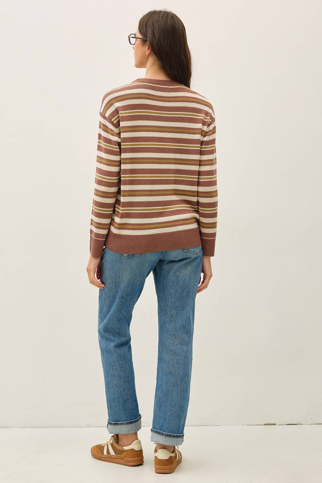 FEATHER WEIGHT SWEATER