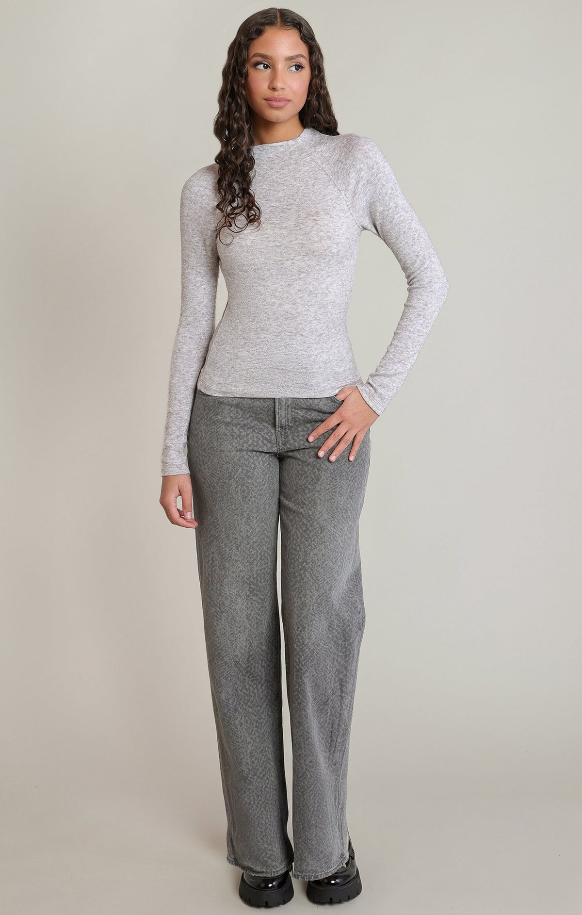 Heathered Mock Neck Top in Light Heather Grey
