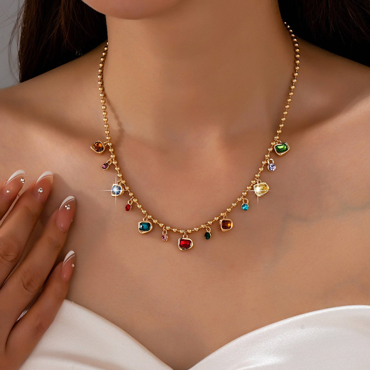 Glass Gem Necklace | 80N93682