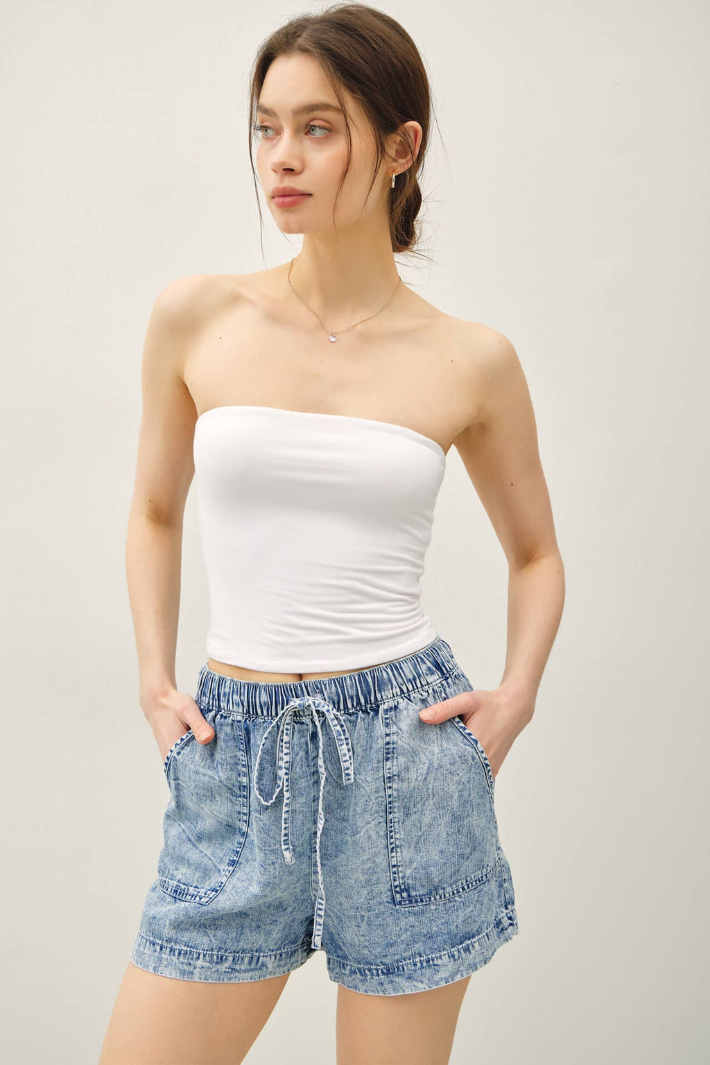 DENIM TENCEL SHORT