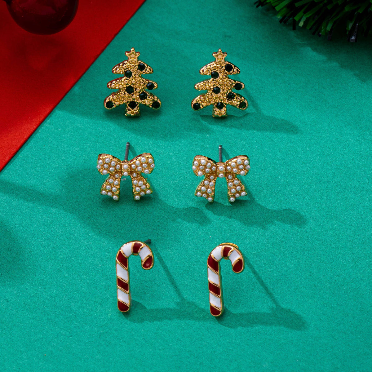 Candy Cane Tree Bow Earrings | 80E63267