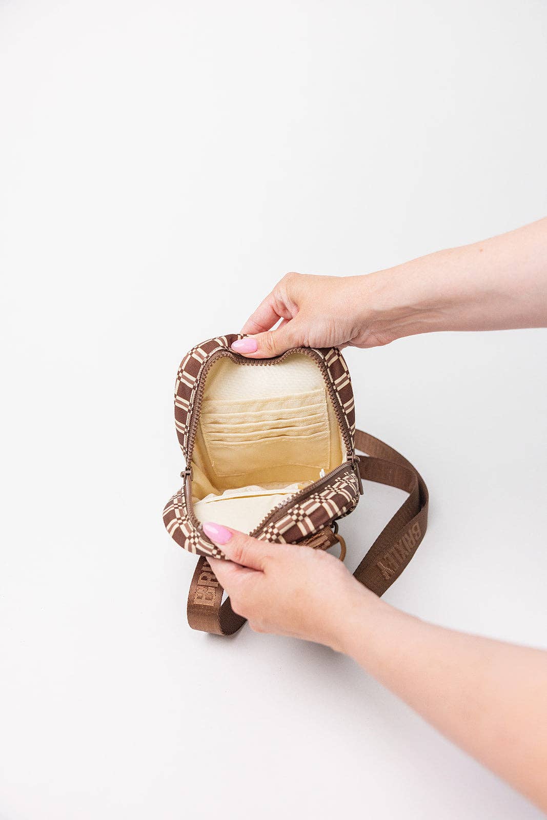 Brixley Bags - Mesa Crossbody Sling