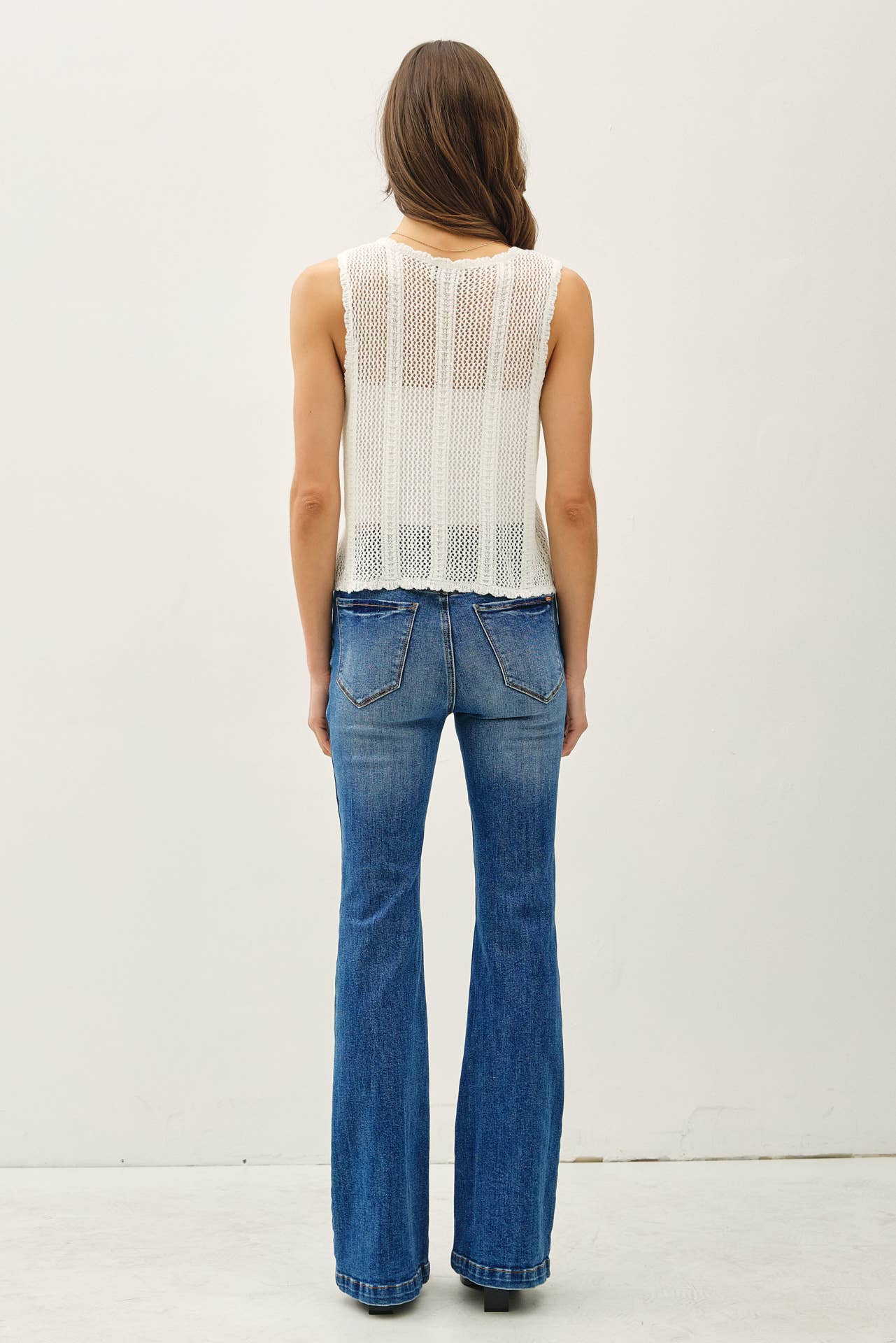 BREEZY KNIT VEST