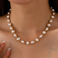 Bezel-Set Oval Pearl Necklace | 80N93655