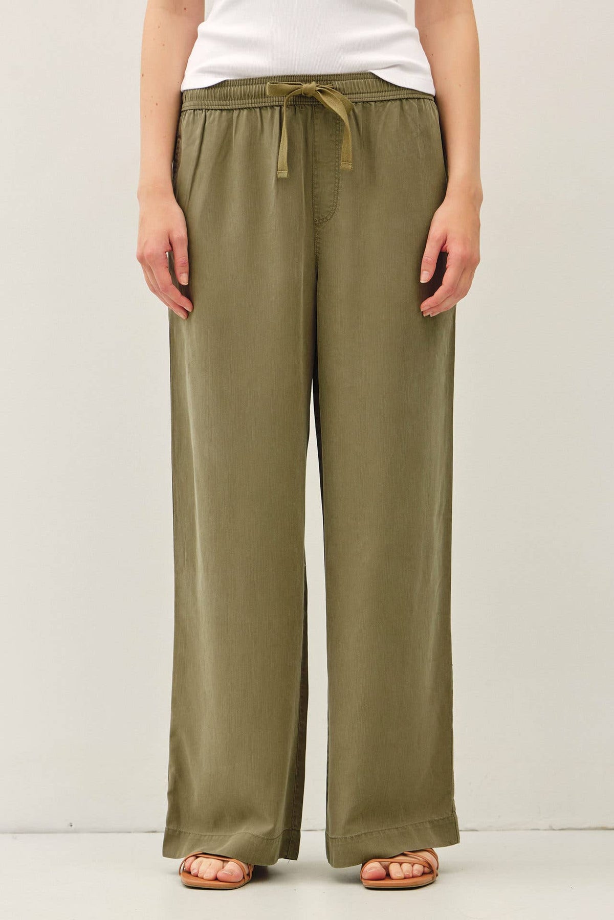 TENCEL WIDE LEG PANTS