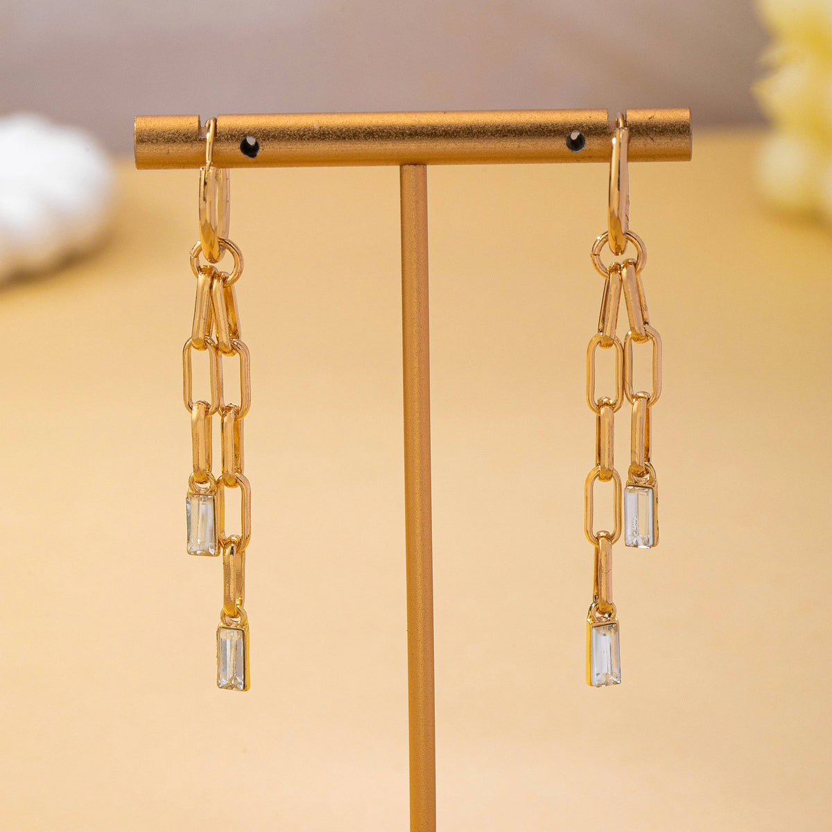 Paperclip Rhinestone Drop Earrings | 80E63144