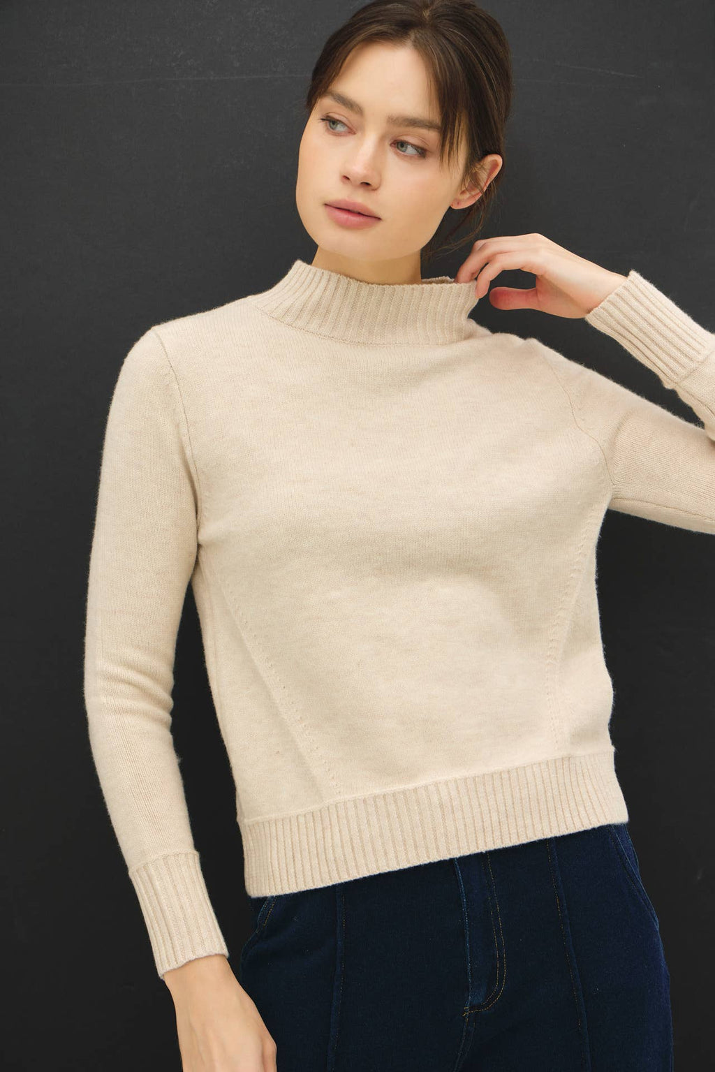 MOCKNECK CLASSIC CUT SWEATER