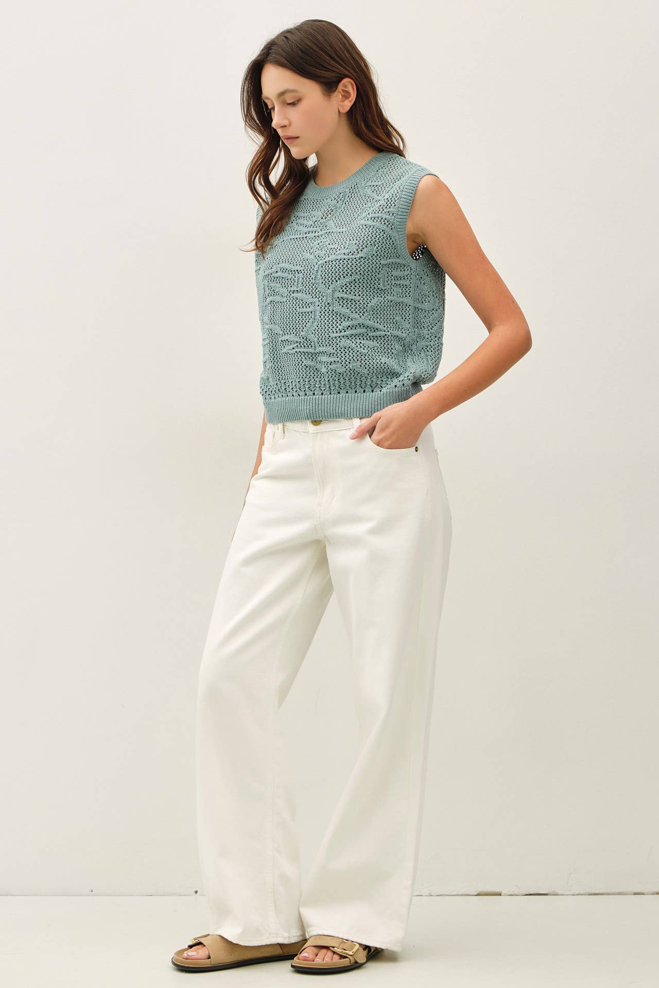 Floral Pattern Sleeveless Sweater