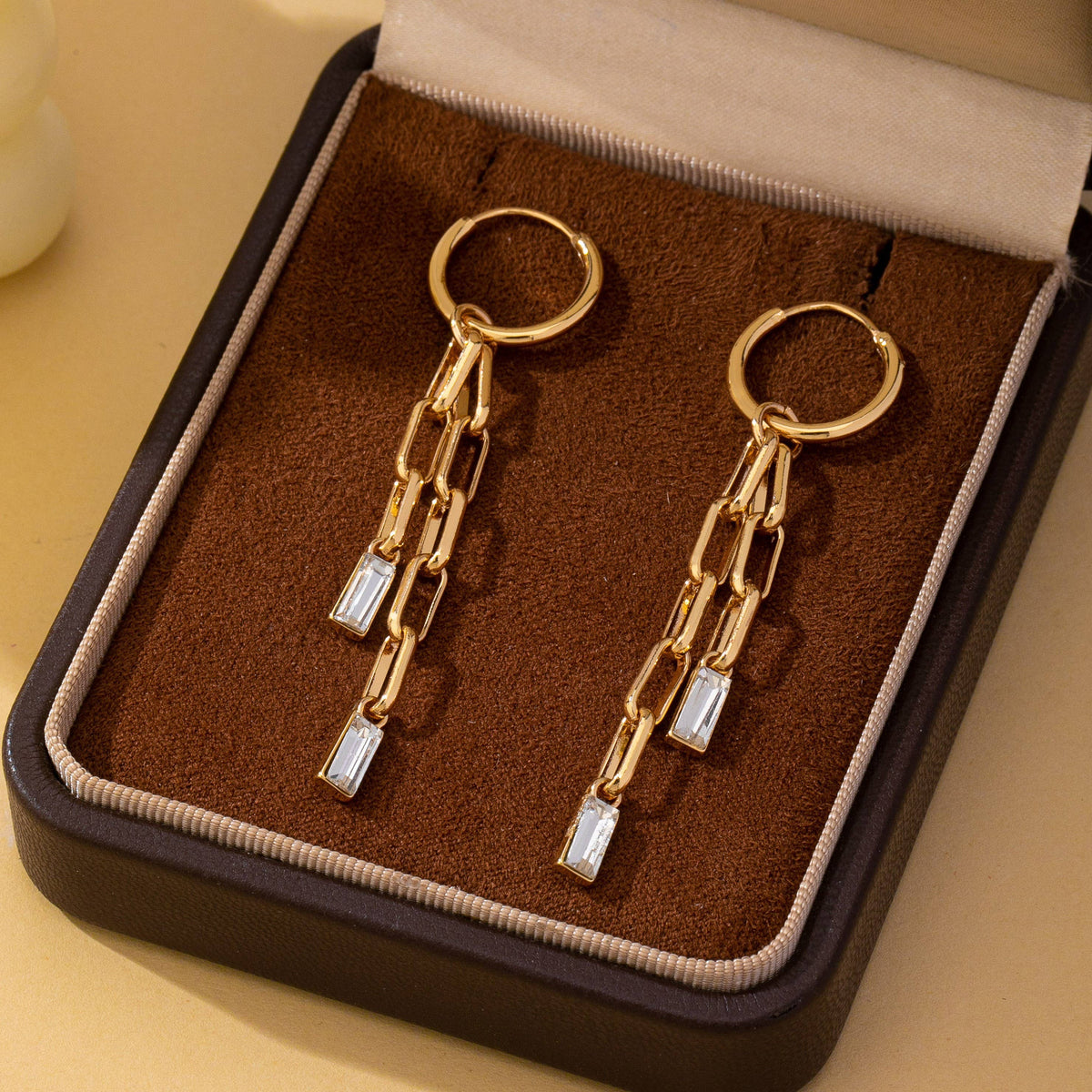 Paperclip Rhinestone Drop Earrings | 80E63144