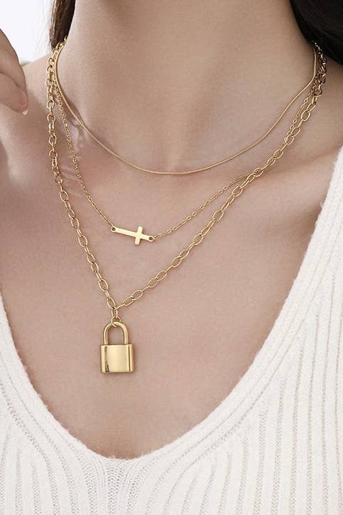 LOCKET LAYERED NECKLACE