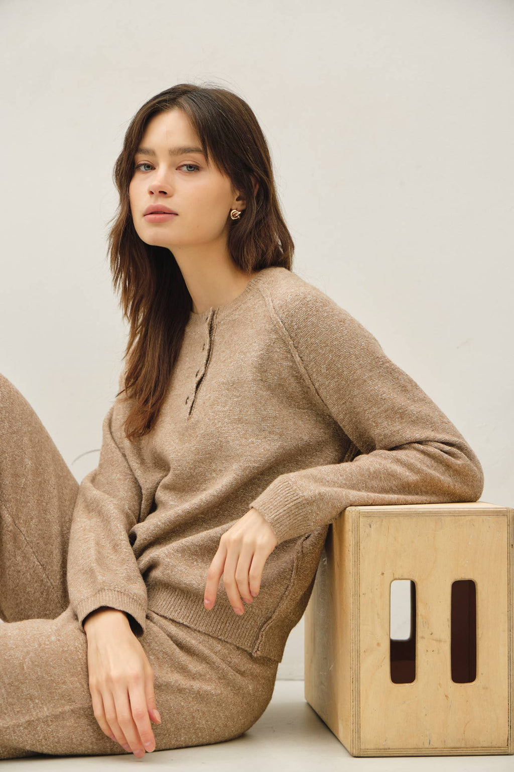 ALPINE COZY HENLEYED SWEATER