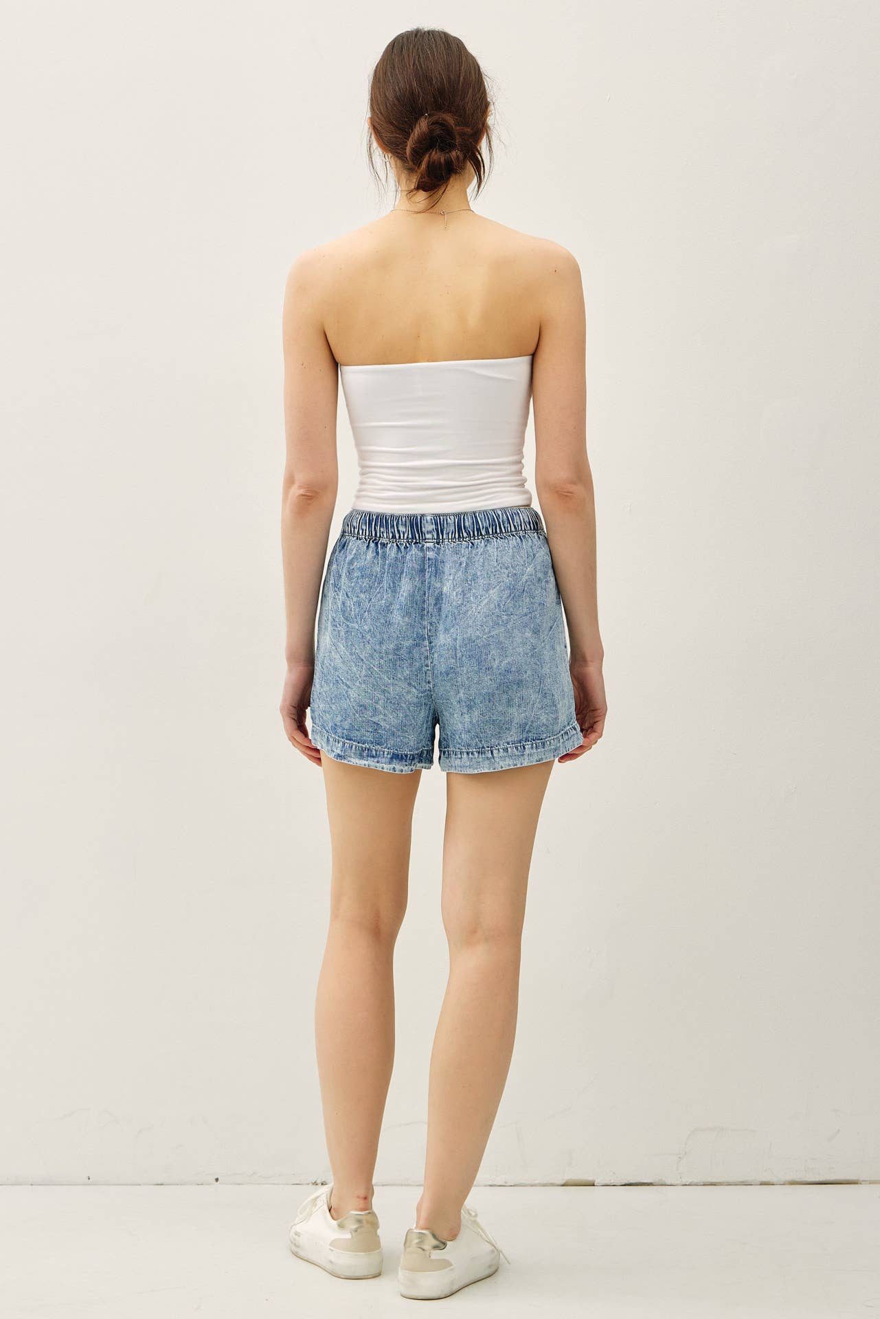 DENIM TENCEL SHORT