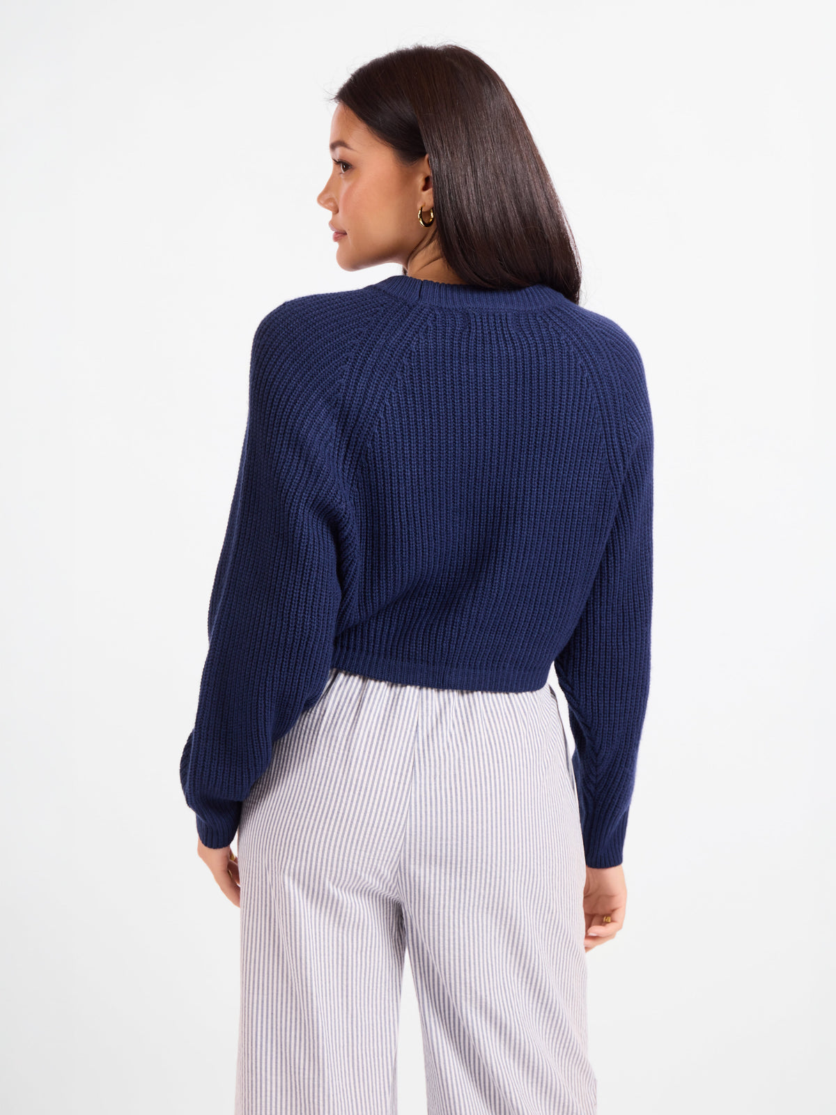Calm Reader Pullover