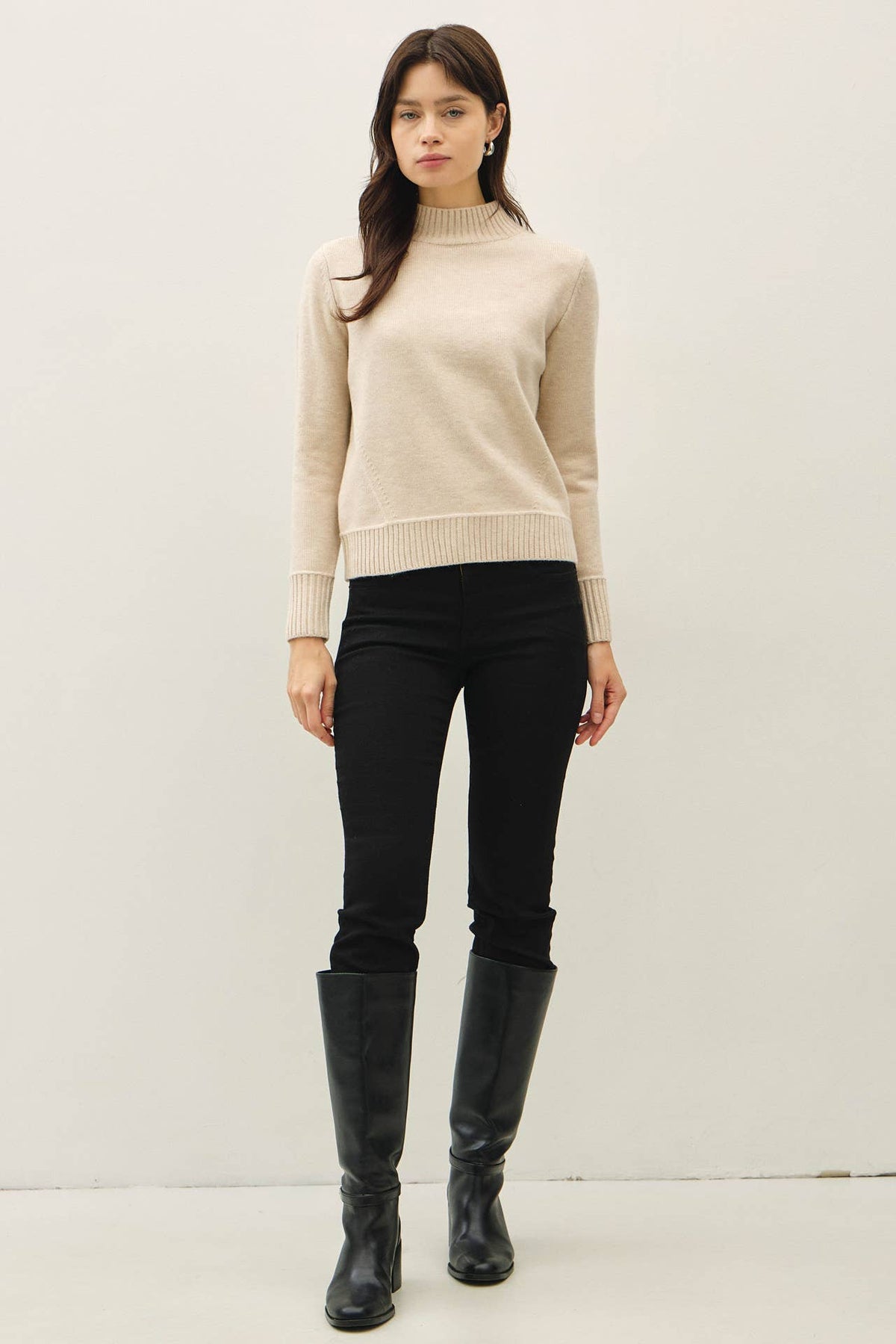 MOCKNECK CLASSIC CUT SWEATER