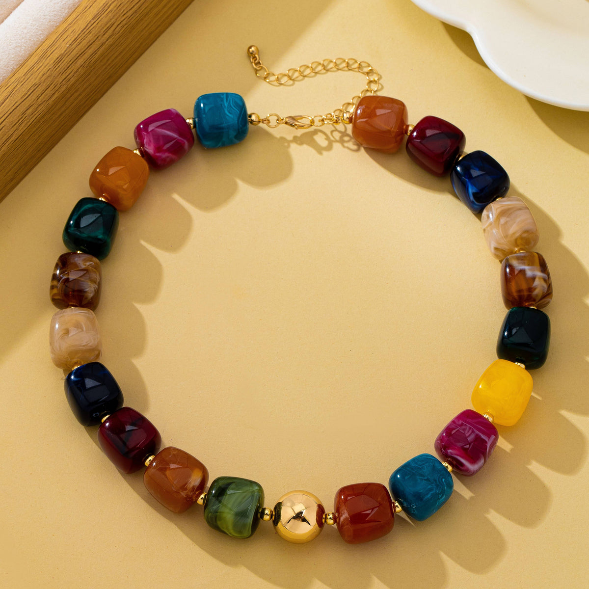 Resin Bead Necklace | 80N93701