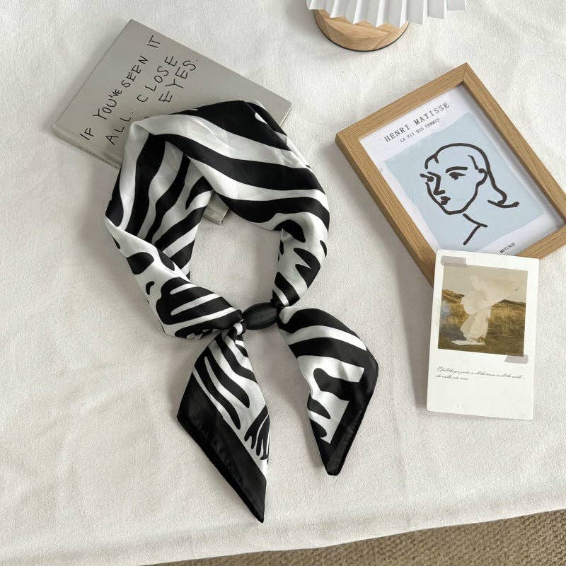 Magnetic Buckle Silk Scarf