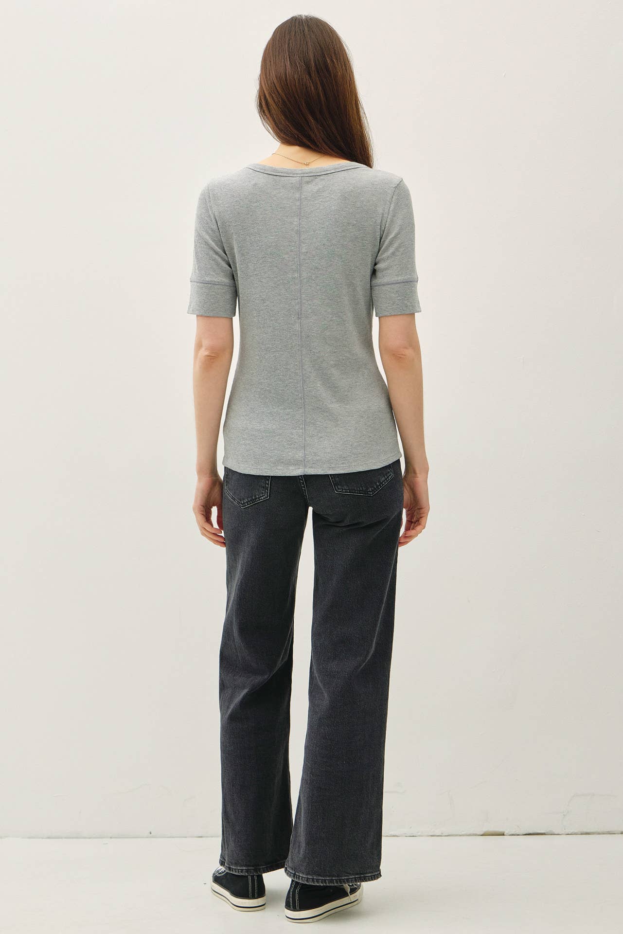 Be Cool - CLASSIC RIBBED COTTON SHORT SLEEVE HENLEY NECK TOP