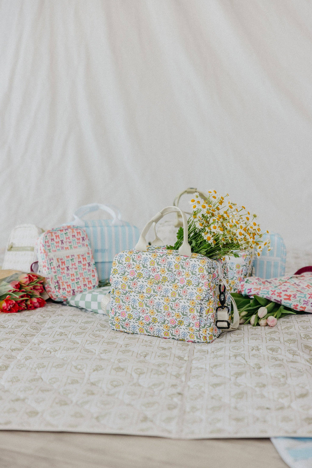 Brixley Bags - Petal Pursuit Lunch Box