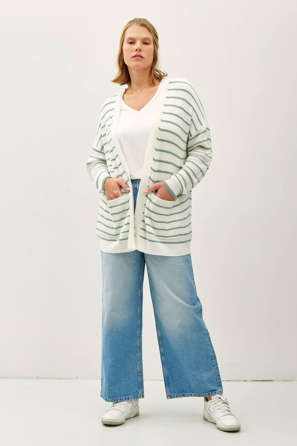 Be Cool - PLUS SIZE CLASSIC STRIPED OPEN CARDIGAN