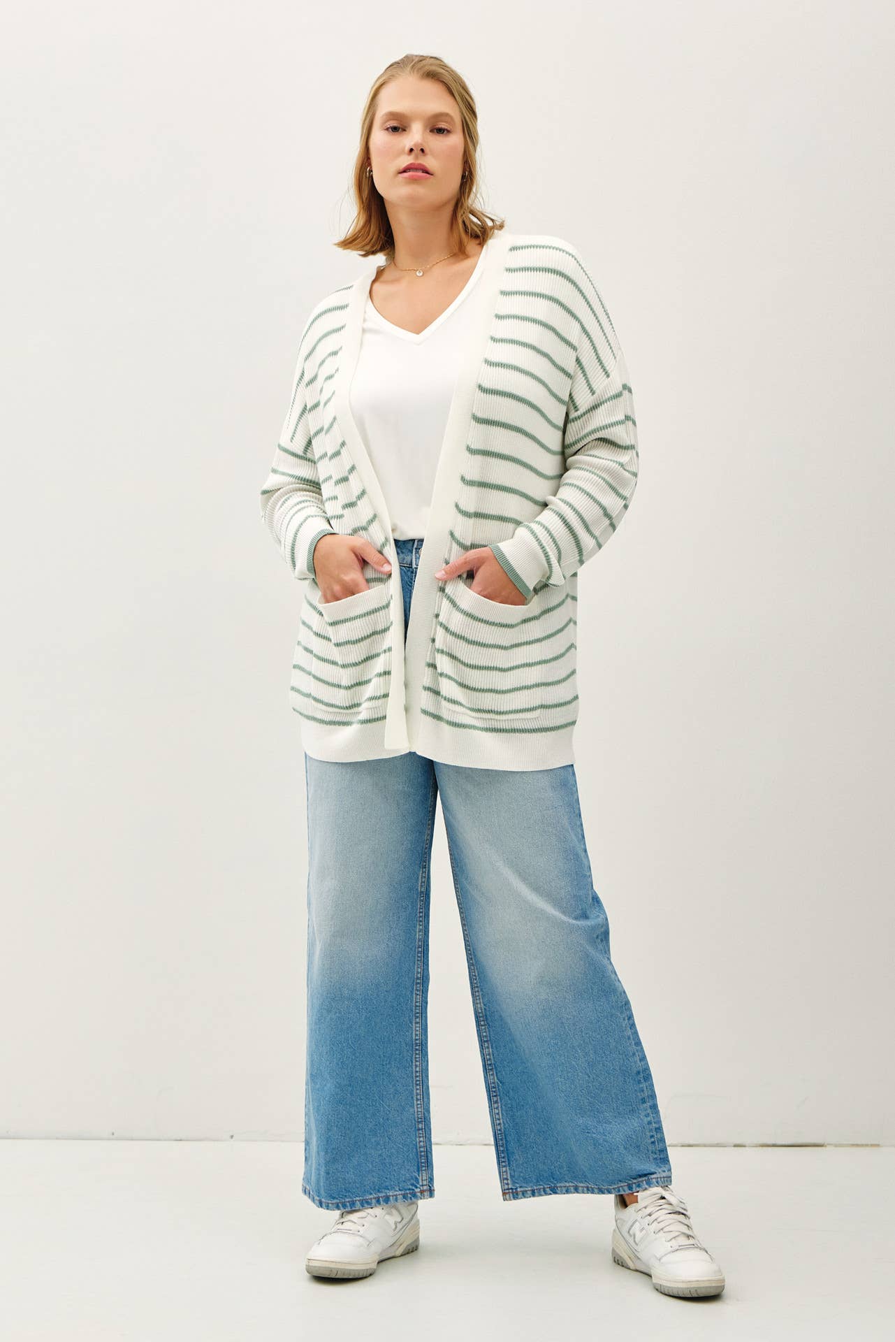 Be Cool - PLUS SIZE CLASSIC STRIPED OPEN CARDIGAN