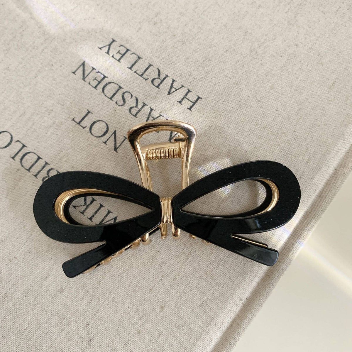 Ribbon Metal Hair Claw Clips | 40H881