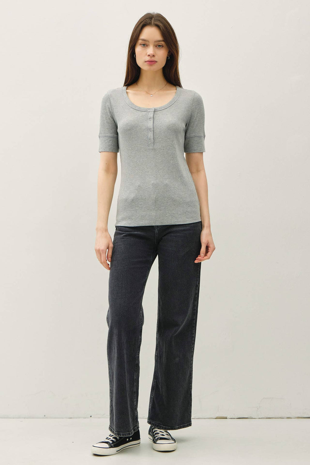 Be Cool - CLASSIC RIBBED COTTON SHORT SLEEVE HENLEY NECK TOP