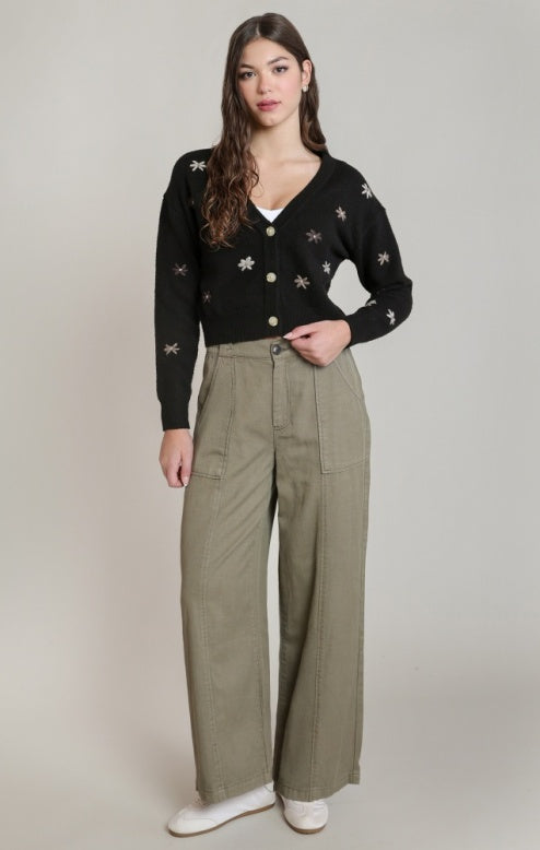 Black Flowers Cardi