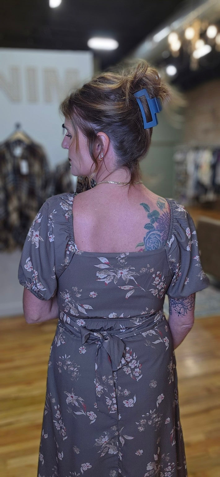 Lacy wearing the Mikarose Hills Midi Dress in Olive Manor, size small; back detail view.