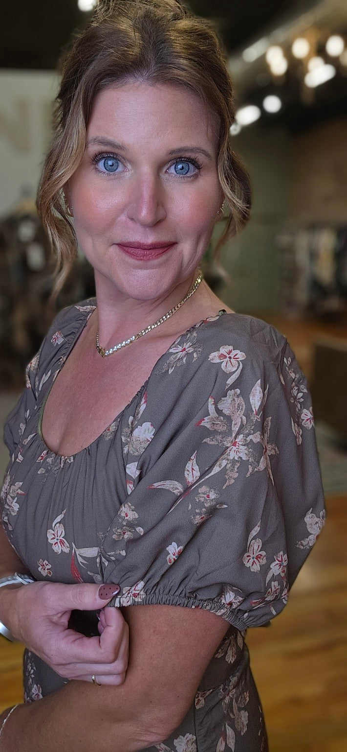 Lacy wearing the Mikarose Hills Midi Dress in Olive Manor, size small; neckline detail view.